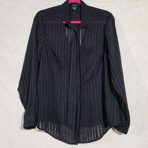 Torrid sheer tie blouse size 0